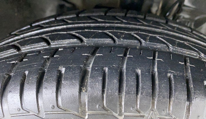2019 Tata Tiago XT 1.2 REVOTRON, Petrol, Manual, 10,514 km, Right Front Tyre Tread