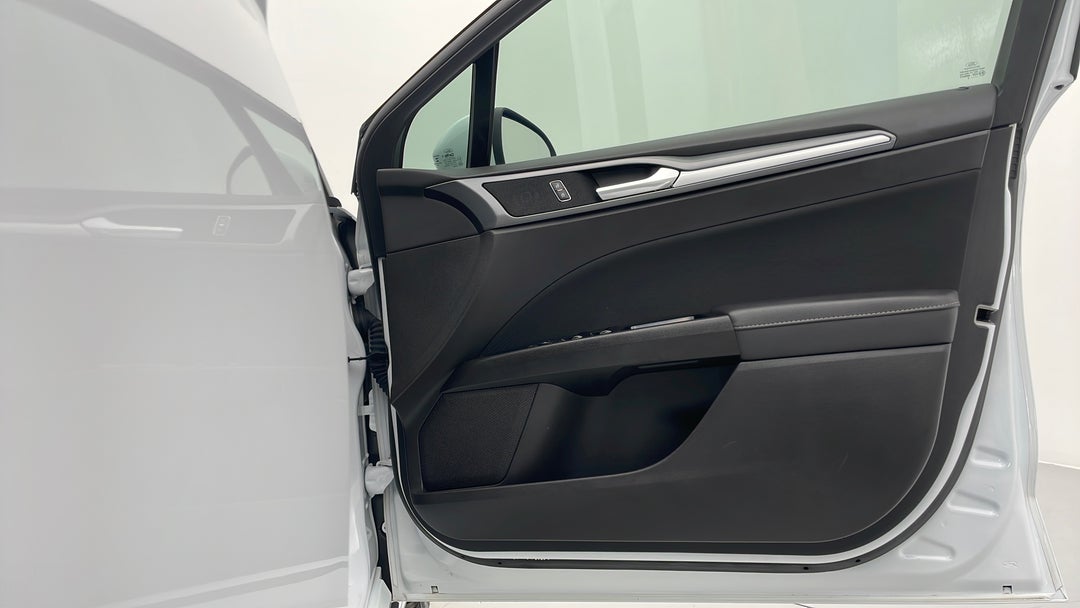 2018 Ford Mondeo Ambiente, Automatic, 124060 km, Speaker View