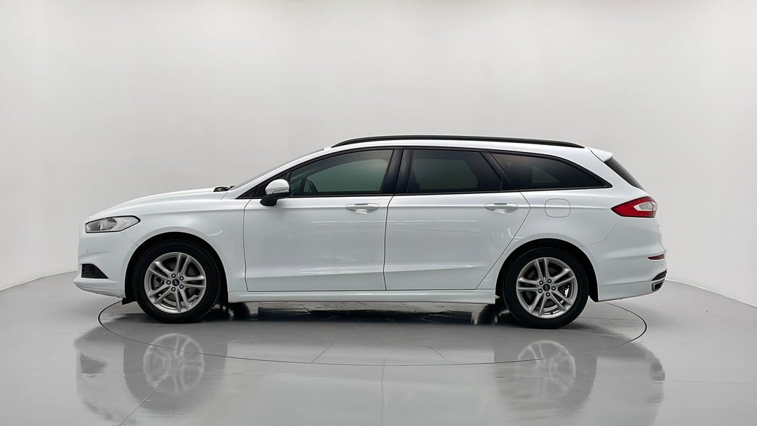 2018 Ford Mondeo Ambiente, Automatic, 124060 km, Left Side View
