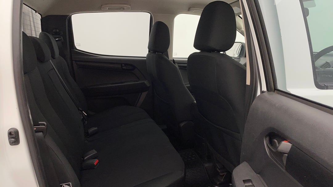 2018 Isuzu D-MAX Sx Hi-ride (4x2), Automatic, 84419 km, Right Side Rear Door Cabin View