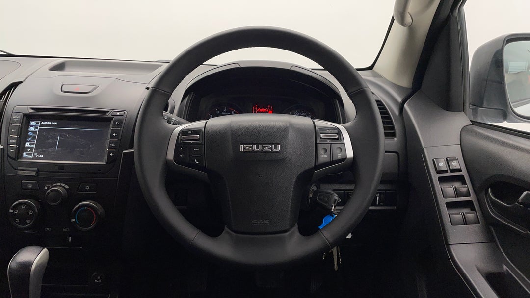 2018 Isuzu D-MAX Sx Hi-ride (4x2), Automatic, 84419 km, Steering Wheel Close-up