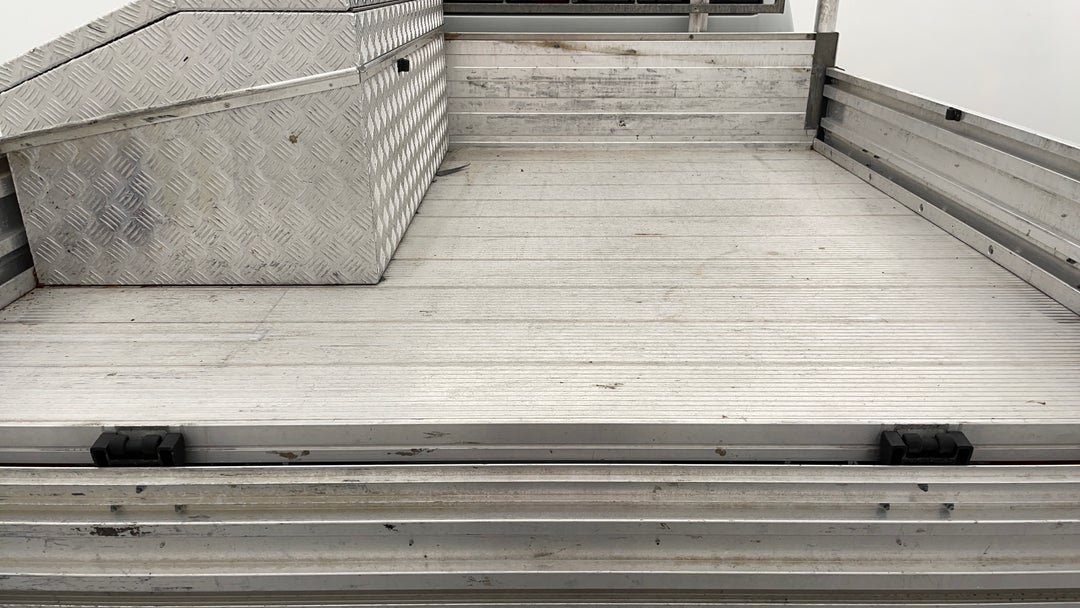 2018 Isuzu D-MAX Sx Hi-ride (4x2), Automatic, 84419 km, Boot Inside View