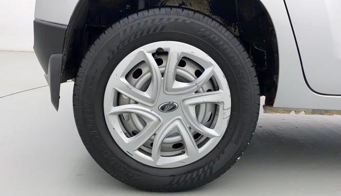 2019 Mahindra Kuv100 K2 TRIP CNG, CNG, Manual, 33,292 km, Right Rear Wheel