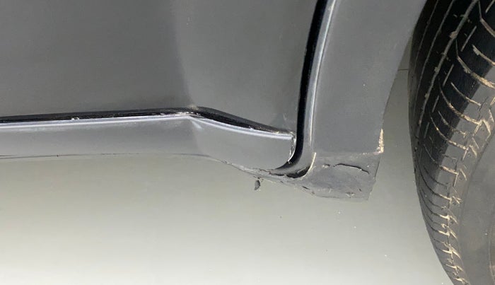 2014 Mahindra XUV500 W6, Diesel, Manual, 87,735 km, Left running board - Cladding has minor damage