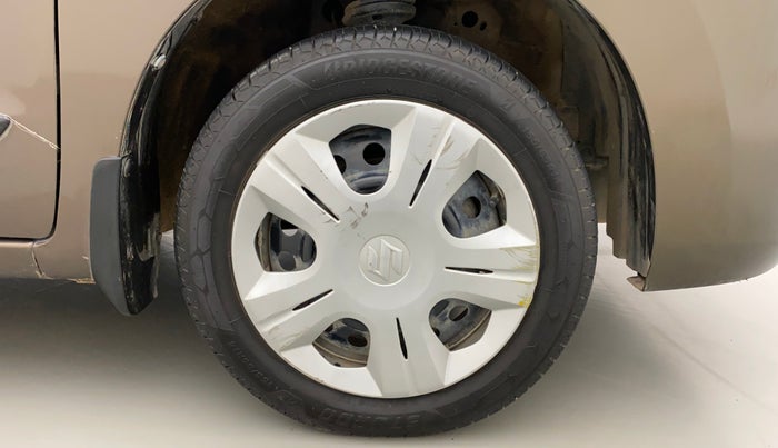 2016 Maruti Wagon R 1.0 VXI AMT, Petrol, Automatic, 89,079 km, Right Front Wheel