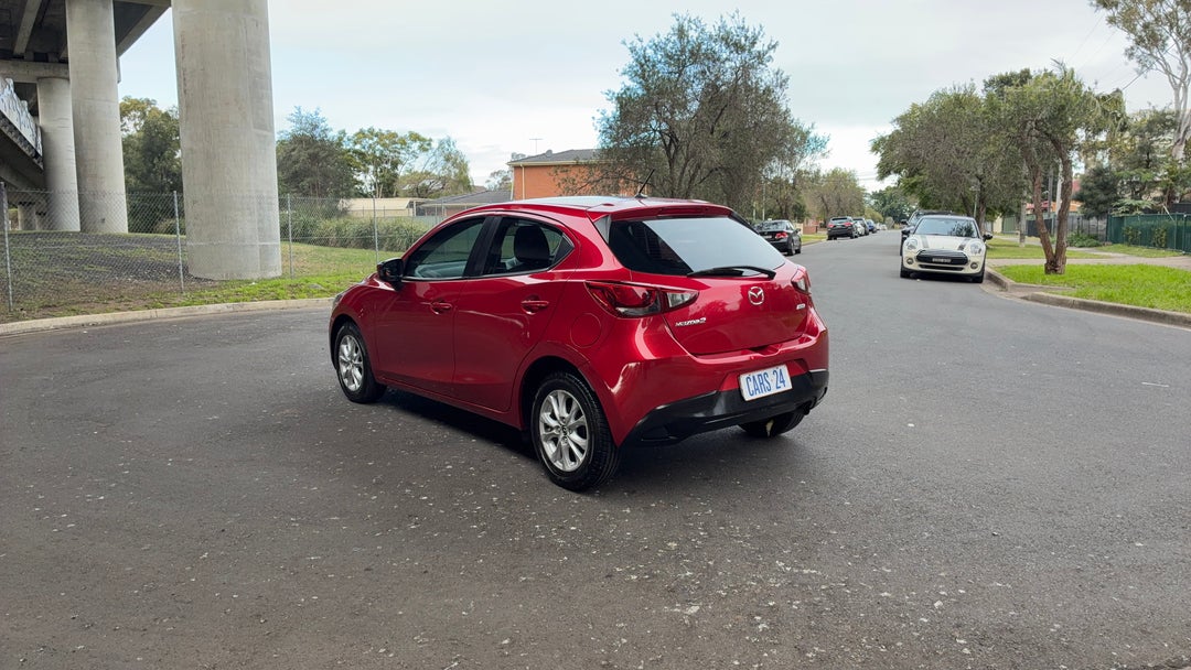 Left Back Diagonal (45- Degree) View