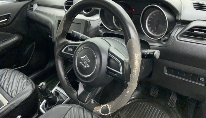 2020 Maruti Swift VXI, Petrol, Manual, 60,134 km, Steering wheel - Steering cover is minor torn