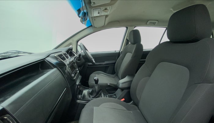 2018 Tata Hexa Varicor 320 XE, Diesel, Manual, 79,976 km, Right Side Front Door Cabin