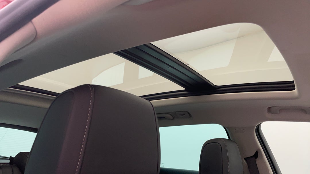 Interior Sunroof/Moonroof