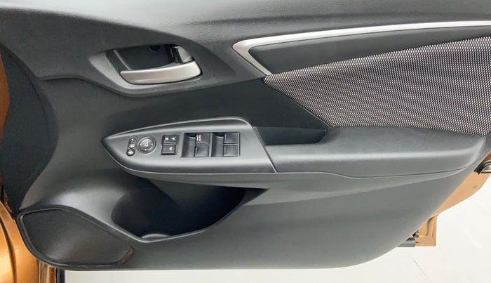 2017 Honda WR-V 1.2 i-VTEC VX MT, Petrol, Manual, 17,226 km, Driver Side Door Panels Control