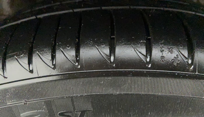 2017 Honda WR-V 1.2 i-VTEC VX MT, Petrol, Manual, 17,226 km, Left Rear Tyre Tread
