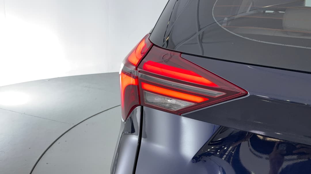 2023 Mahindra Xuv700 Ax7l, Automatic, 48441 km, Badge (Boot Left Side)