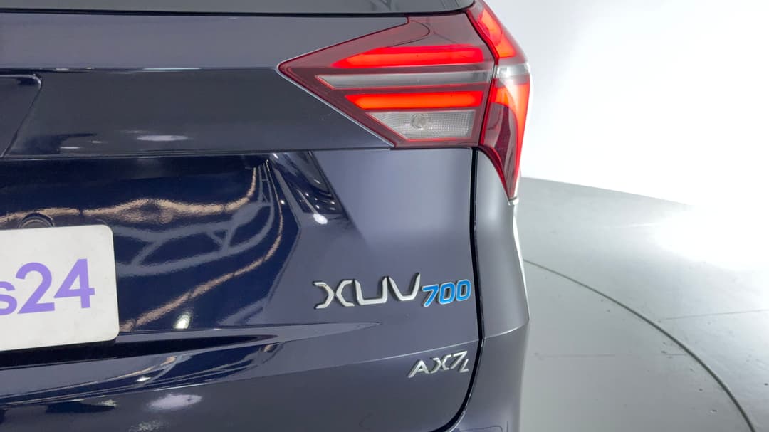 2023 Mahindra Xuv700 Ax7l, Automatic, 48441 km, Badge (Boot Right Side)