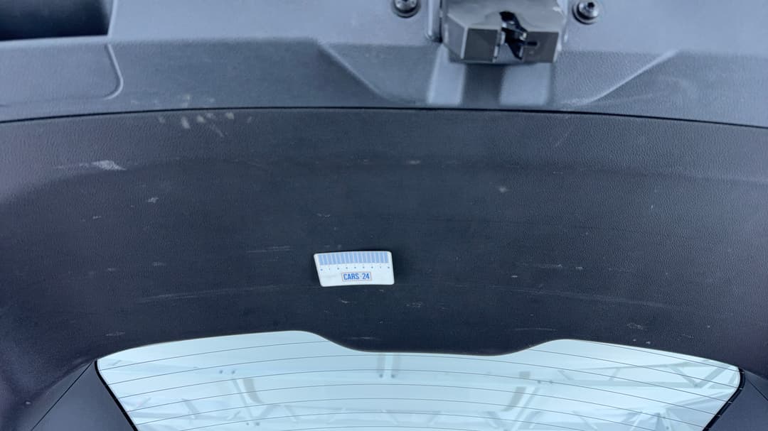 2023 Mahindra Xuv700 Ax7l, Automatic, 48441 km, Boot Interior Scratch