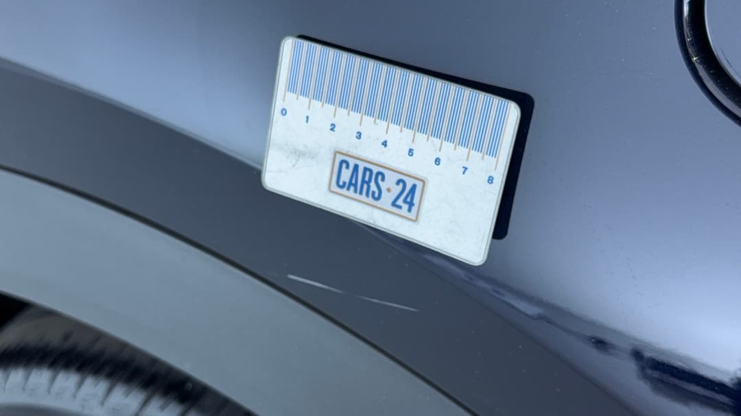 2023 Mahindra Xuv700 Ax7l, Automatic, 48441 km, Quarter Panel Rear LHS Scratch