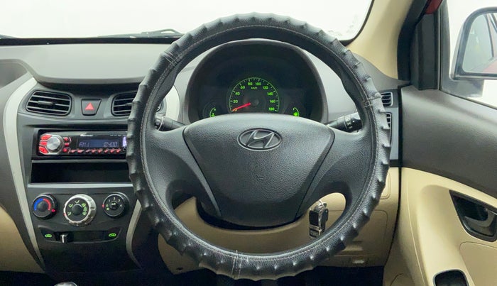 2015 Hyundai Eon ERA PLUS, Petrol, Manual, 28,074 km, Steering Wheel Close Up