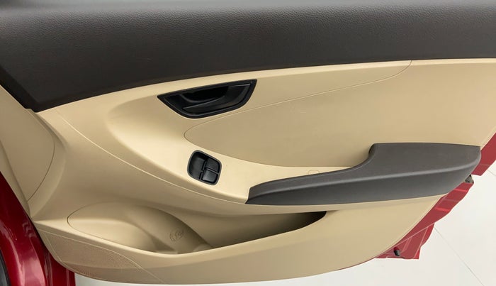 2015 Hyundai Eon ERA PLUS, Petrol, Manual, 28,074 km, Driver Side Door Panels Control