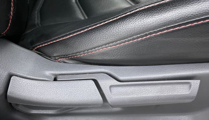2020 Hyundai AURA S CNG, CNG, Manual, 15,913 km, Driver Side Adjustment Panel