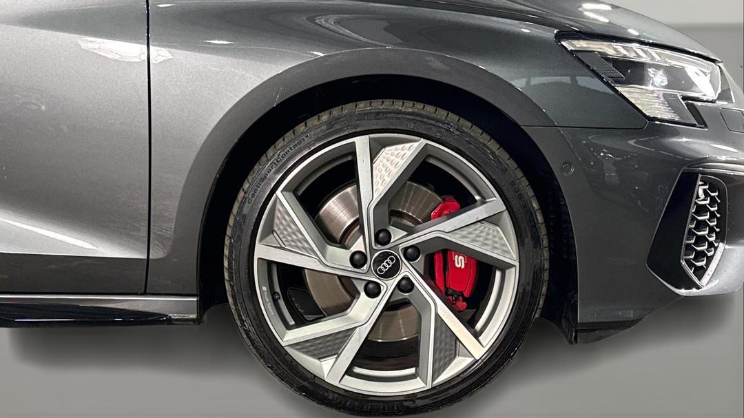 2023 Audi S3 2.0 Tfsi Quattro, Automatic, 34745 km, Right Front Wheel