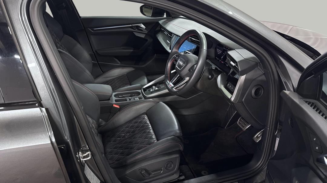 2023 Audi S3 2.0 Tfsi Quattro, Automatic, 34745 km, Right Side Front Door Cabin View