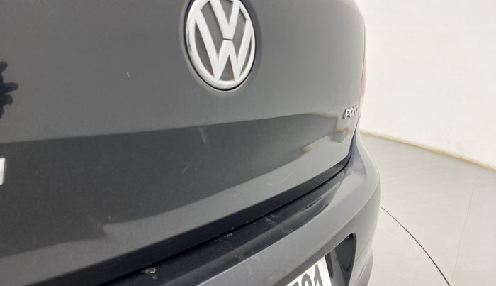 2013 Volkswagen Polo COMFORTLINE 1.2L PETROL, Petrol, Manual, 69,796 km, Dicky (Boot door) - Slightly dented