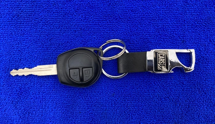 2014 Maruti Swift Dzire AUTOMATIC, Petrol, Automatic, 27,550 km, Key Close Up