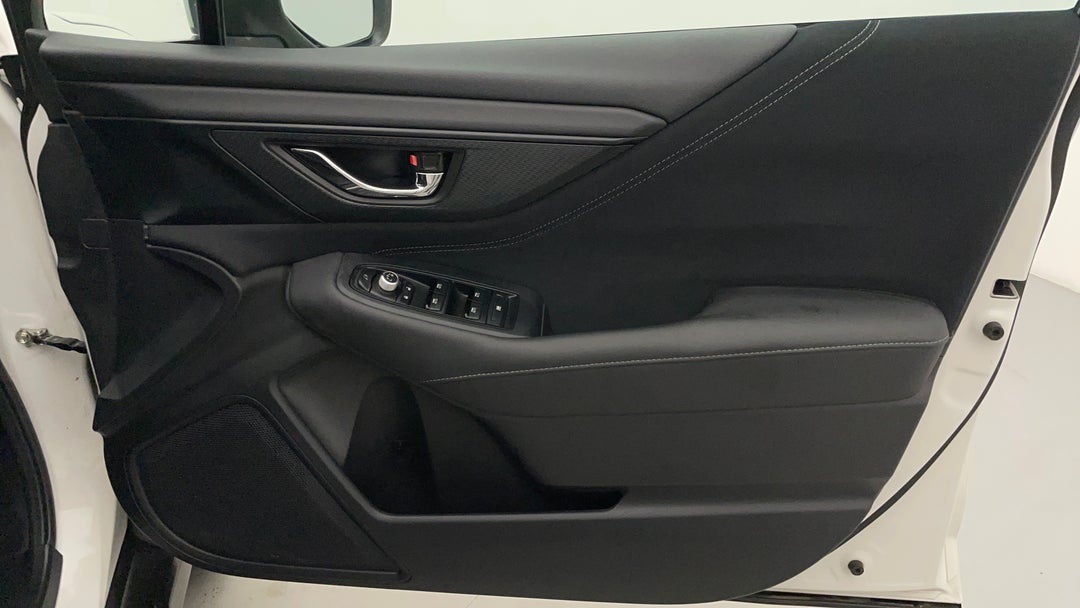 2024 Subaru Outback AWD, Automatic, 44830 km, Speaker View