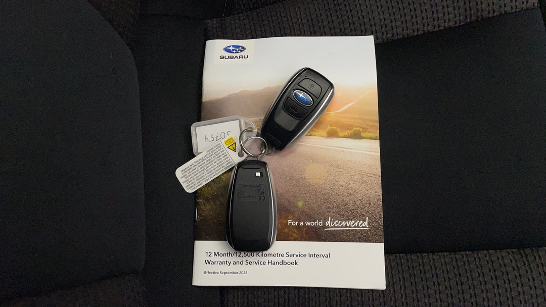 2024 Subaru Outback AWD, Automatic, 44830 km, Key Close-up