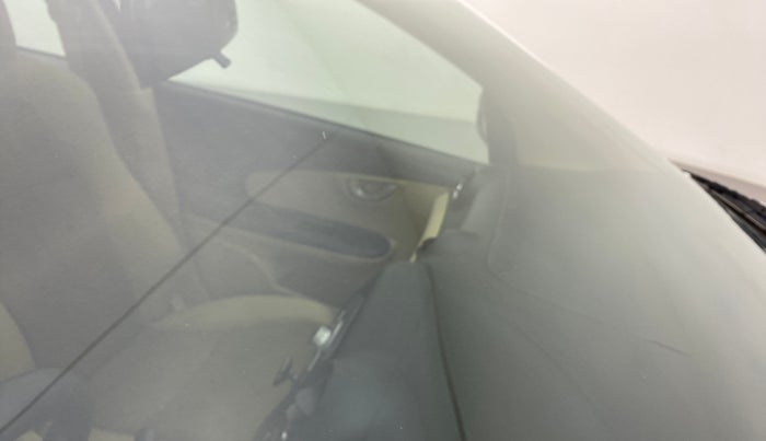 2014 Honda Brio 1.2 VX MT I VTEC, Petrol, Manual, 46,954 km, Front windshield - Minor spot on windshield