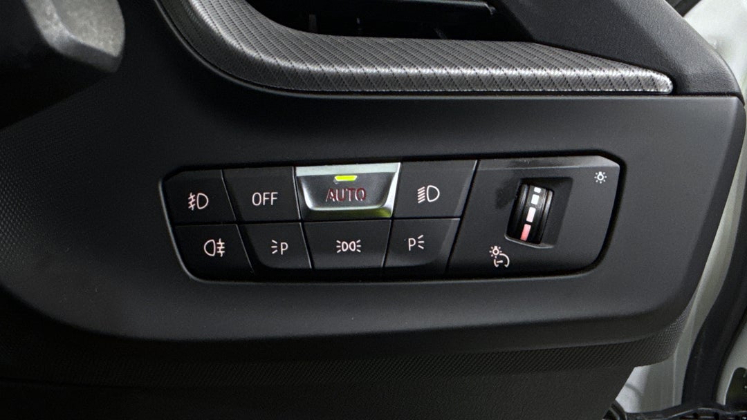 2023 BMW 1 18i M Sport, Automatic, 22449 km, Utility Switches/Buttons