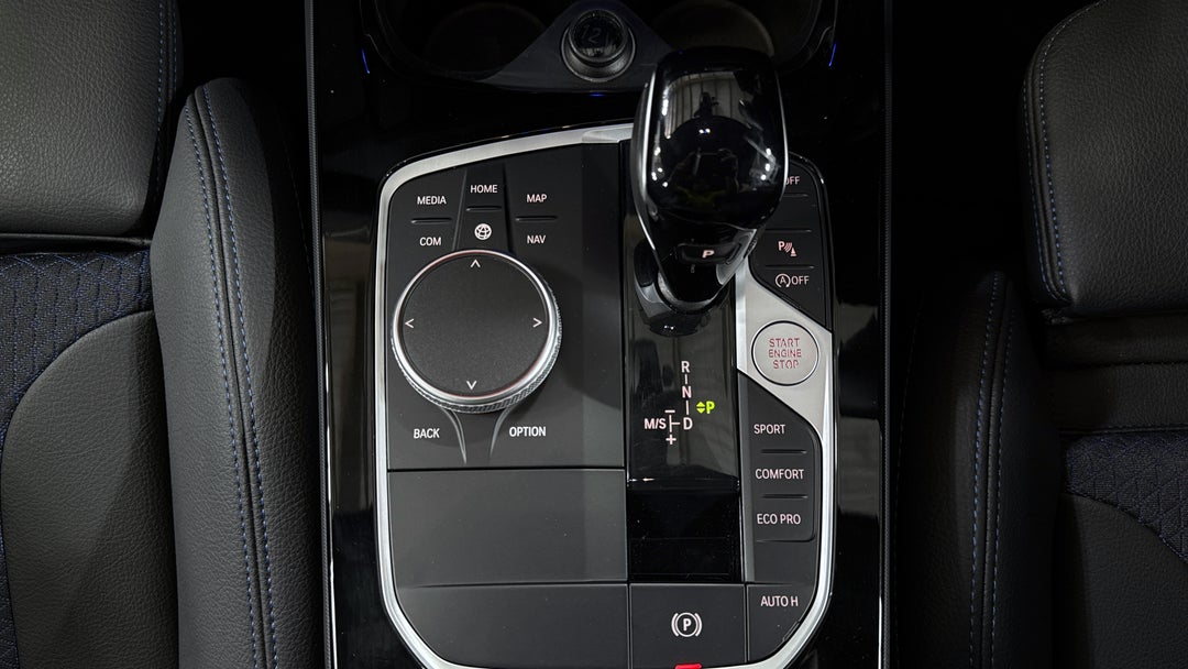 2023 BMW 1 18i M Sport, Automatic, 22449 km, Gear Lever 