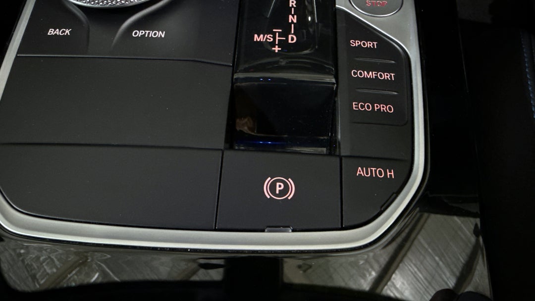 2023 BMW 1 18i M Sport, Automatic, 22449 km, Handbrake