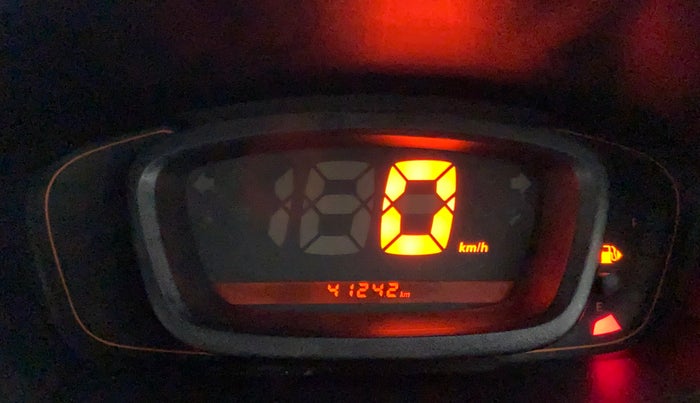 2018 Renault Kwid RXE, Petrol, Manual, 41,197 km, Odometer Image