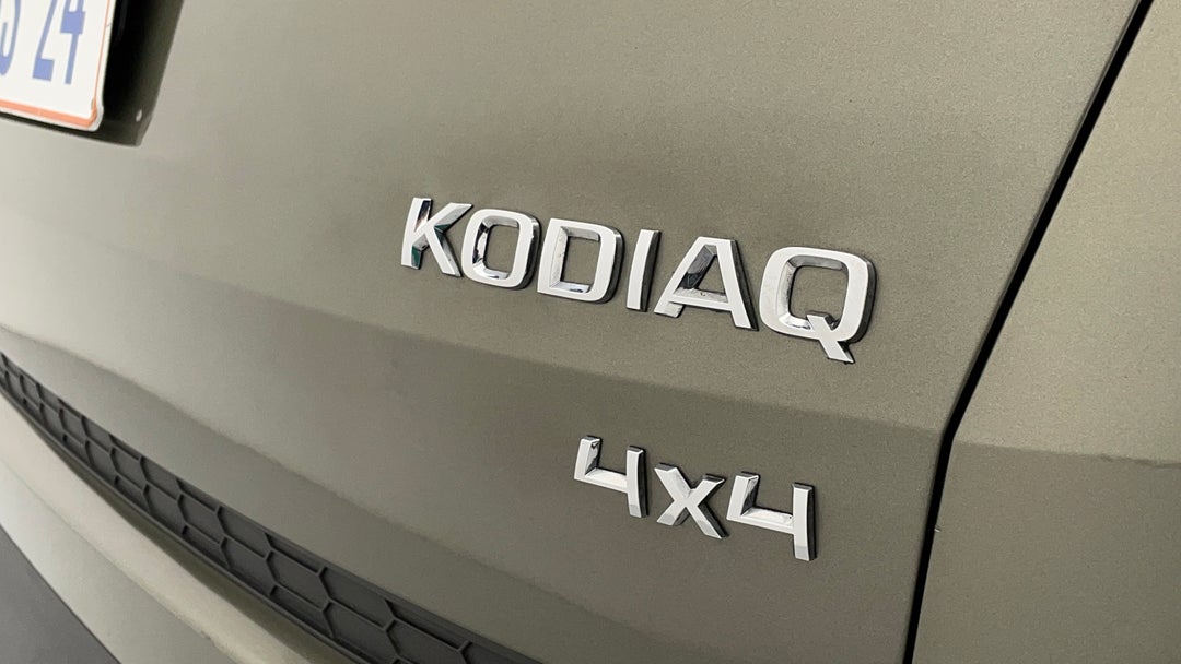 Badge (Boot Right Side)