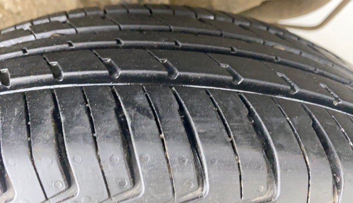 2020 Maruti New Wagon-R 1.0 Lxi (o) cng, CNG, Manual, 56,224 km, Left Rear Tyre Tread