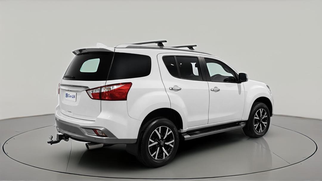 2019 Isuzu MU-X Ls-t (4x2), Automatic, 83453 km, Right Back Diagonal (45- Degree) View