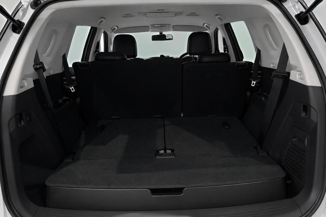 2019 Isuzu MU-X Ls-t (4x2), Automatic, 83453 km, Boot Inside View