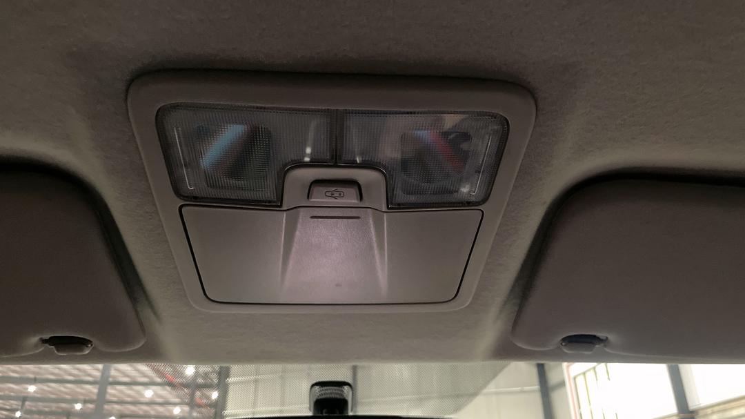 2019 Isuzu MU-X Ls-t (4x2), Automatic, 83453 km, On-Roof Controls/Sunglass holder