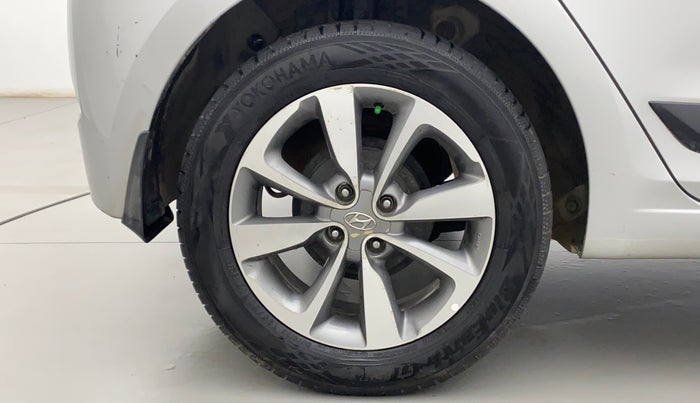 2017 Hyundai Elite i20 ASTA 1.2 (O), Petrol, Manual, 73,849 km, Right Rear Wheel