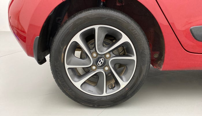 2019 Hyundai Grand i10 ASTA 1.2 VTVT, Petrol, Manual, 4,816 km, Right Rear Wheel