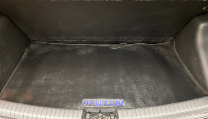 2019 Hyundai Grand i10 ASTA 1.2 VTVT, Petrol, Manual, 4,816 km, Boot Inside