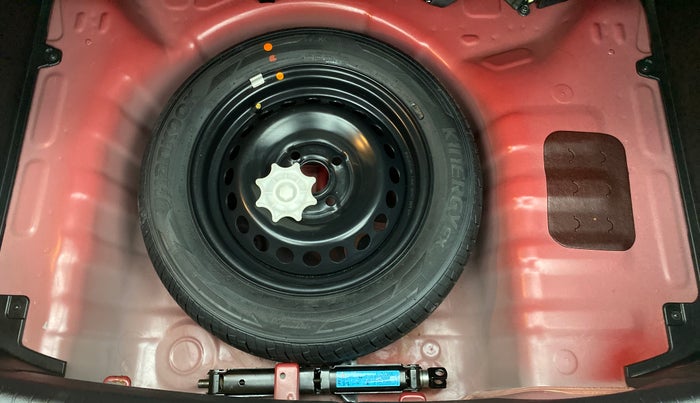 2019 Hyundai Grand i10 ASTA 1.2 VTVT, Petrol, Manual, 4,816 km, Spare Tyre