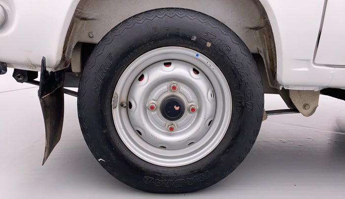 2018 Maruti OMNI E STD, Petrol, Manual, 25,071 km, Right Rear Wheel