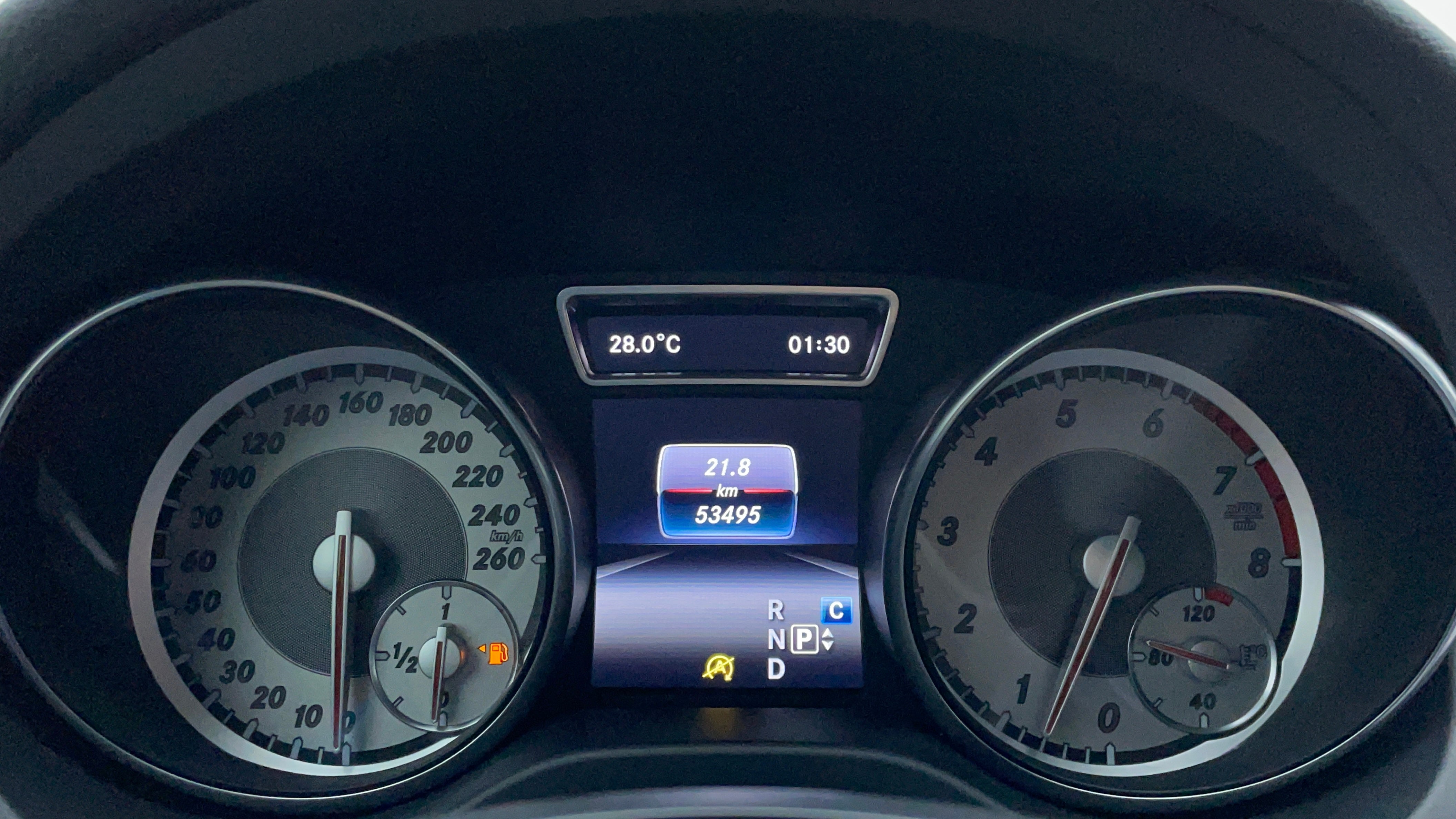 Mercedes Benz GLA Class-Odometer View