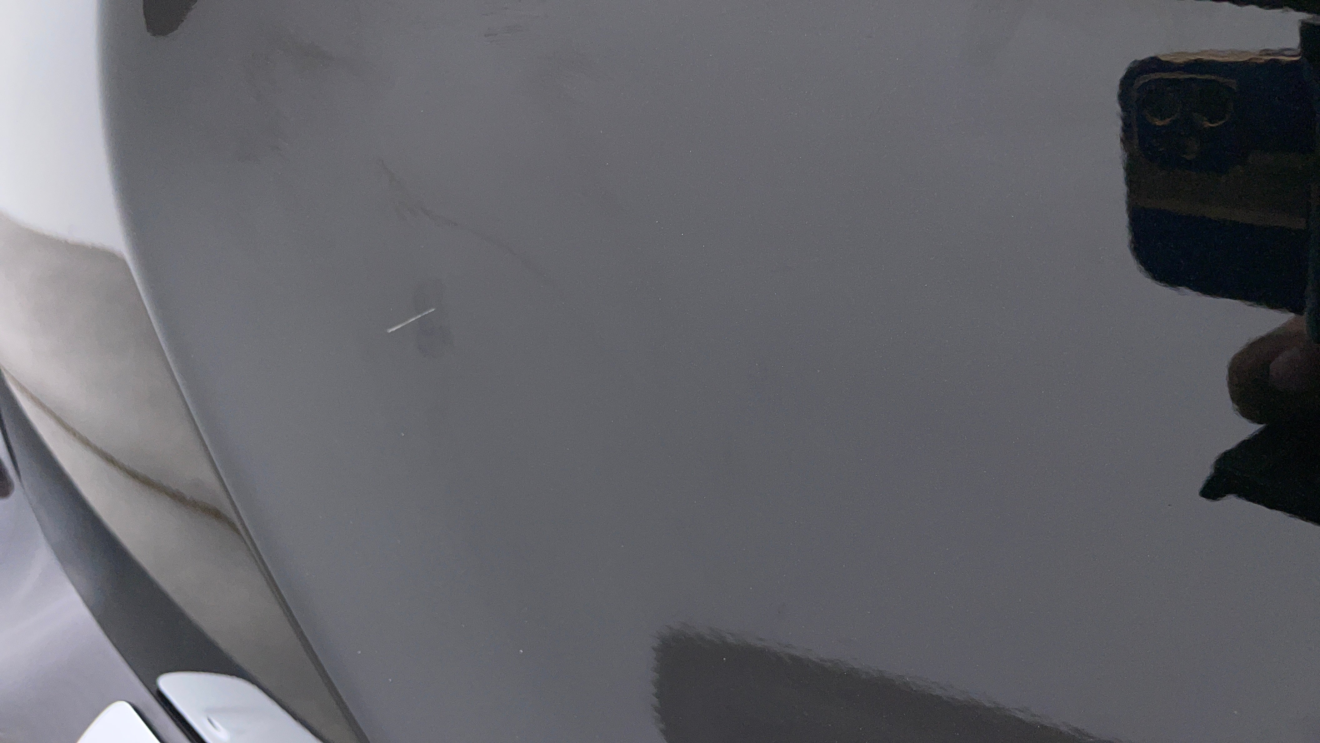Mercedes Benz GLA Class-Door  Boot Door Minor Scratches