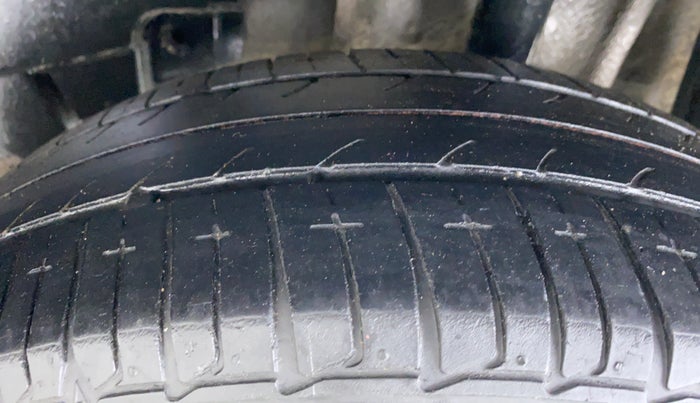 2018 Tata TIGOR XZ 1.2 REVOTRON OPT, Petrol, Manual, 34,014 km, Left Rear Tyre Tread