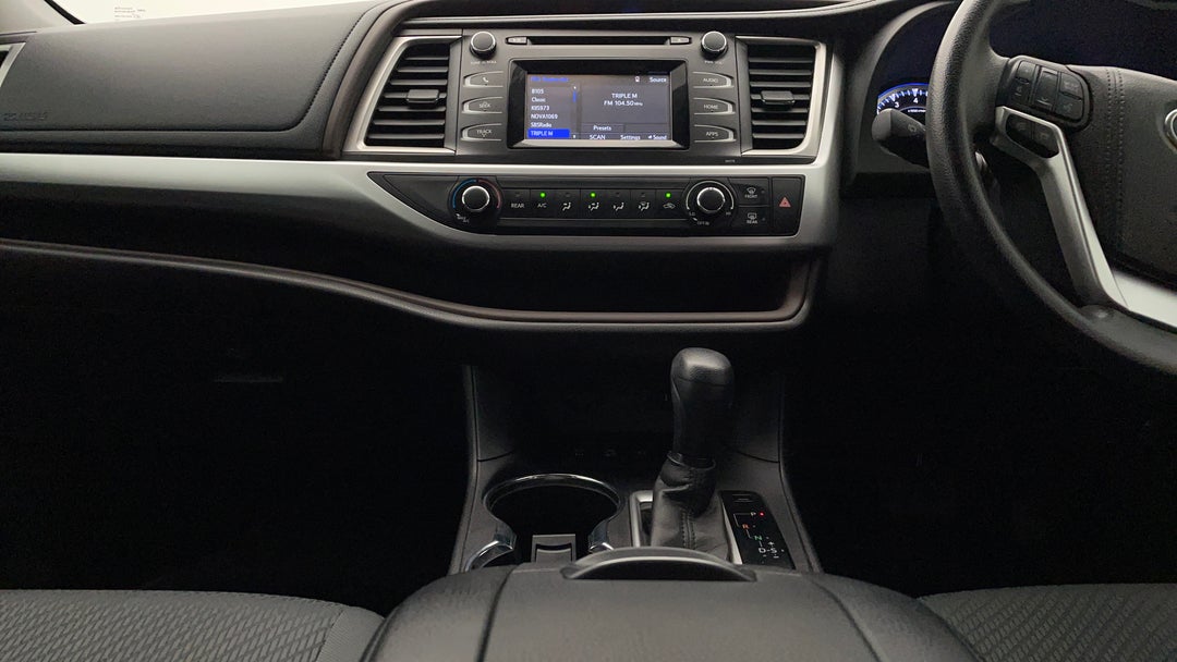 2015 Toyota Kluger Gx (4x4), Automatic, 155401 km, Center Console