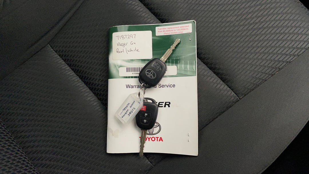 2015 Toyota Kluger Gx (4x4), Automatic, 155401 km, Key Close-up