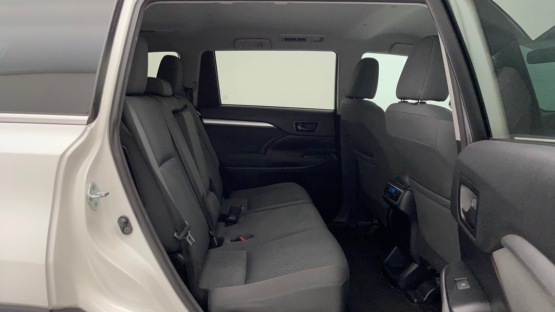 2015 Toyota Kluger Gx (4x4), Automatic, 155401 km, Right Side Rear Door Cabin View