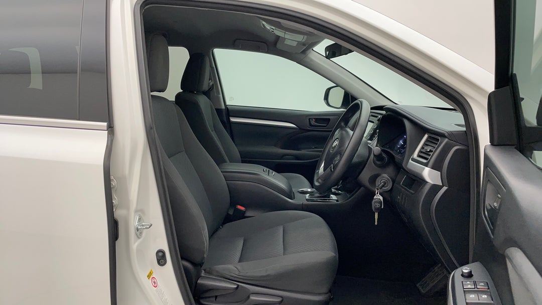 2015 Toyota Kluger Gx (4x4), Automatic, 155401 km, Right Side Front Door Cabin View